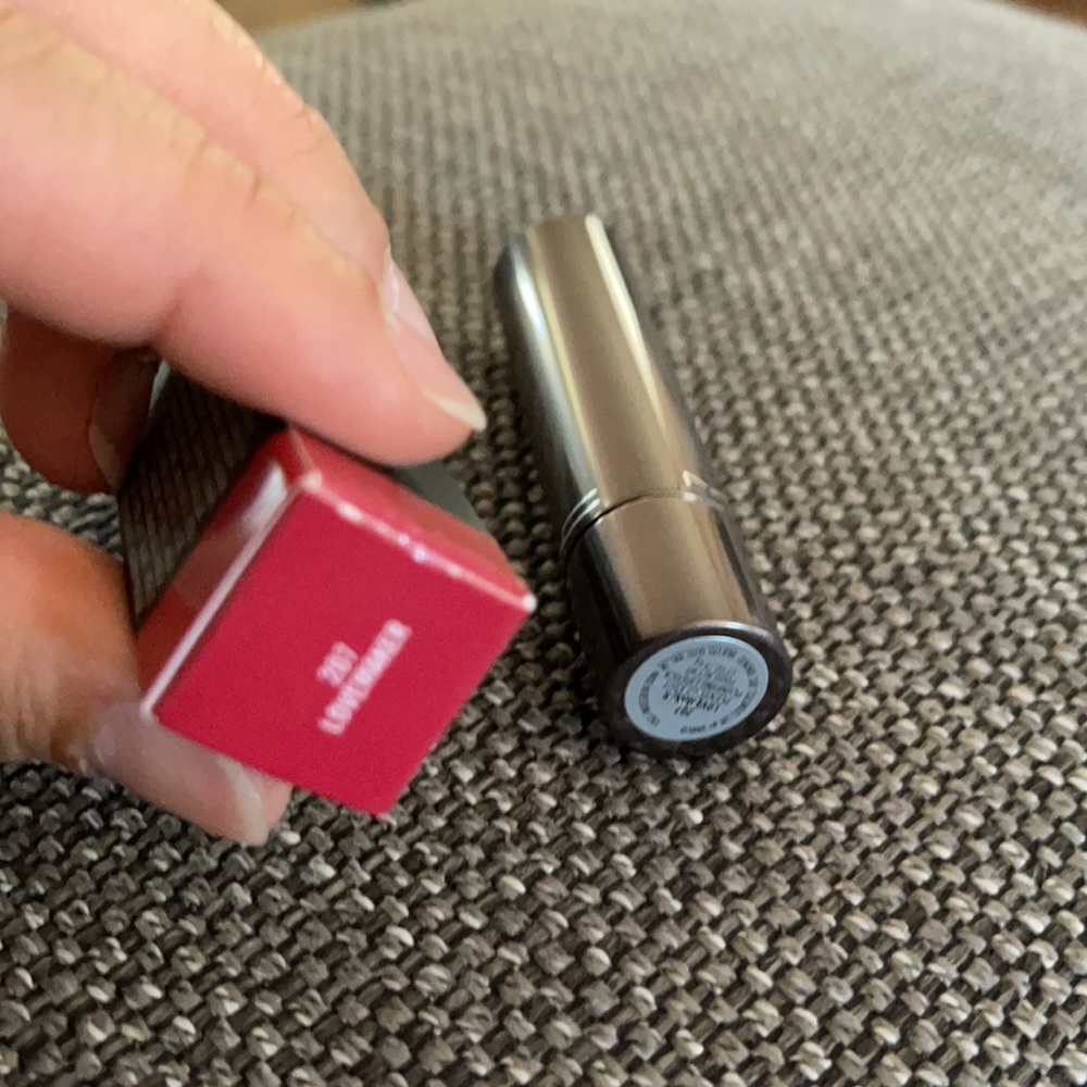 ❤️HP❤️ MAC Lipstick - Picture 6 of 7